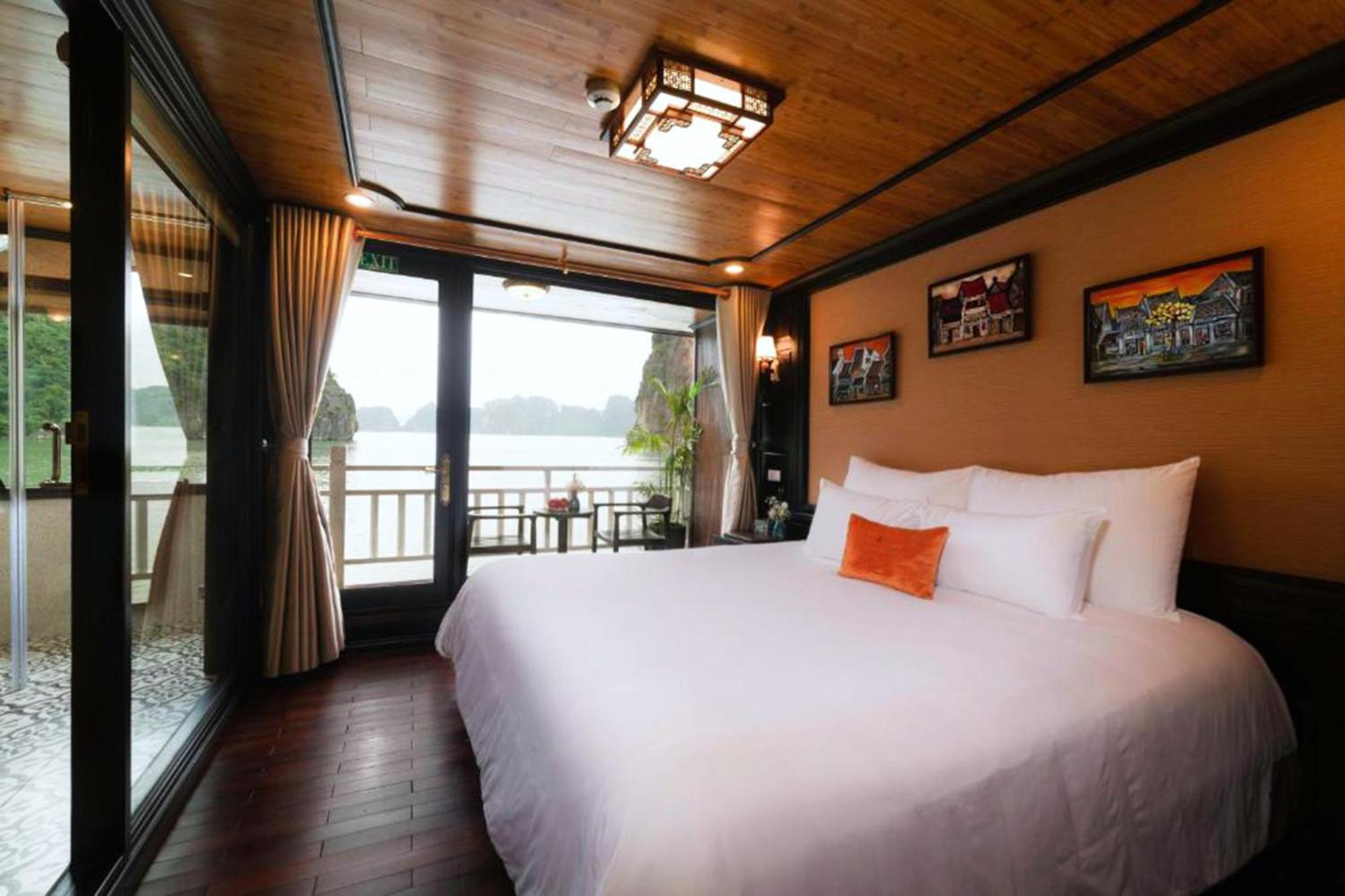 Halong Arcadia Cruise Hotel Ha Long Exterior photo